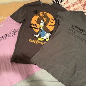 Disney T-Shirts bundle - disney friends & Donald adult small & neverland large